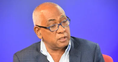 José Enrique García: entre el prestigio literario y el desafío de seguir siendo vigente