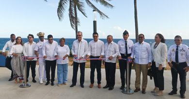 Presidente Abinader y ministro Collado inauguran segunda etapa del malecón de Santo Domingo Este.