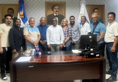 Nueva directriz en comunicación: Antonio Feliz y Adalgisa Germán reorganizan el equipo de prensa del Concejo de Regidores