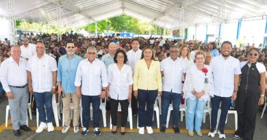 DASAC celebra el Día de las Madres con la presencia del presidente Luis Abinader y dirigentes del PRM