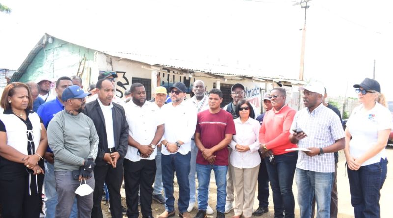 Junta Municipal San Luis en conjunto con Fideicomiso DoSostenible, inician remediacion del vertedero del Distrito Municipal San Luis, comonpaso previo al cierre técnico de dicho vertedero. Un Paso Hacia la Sostenibilidad Ambiental.!